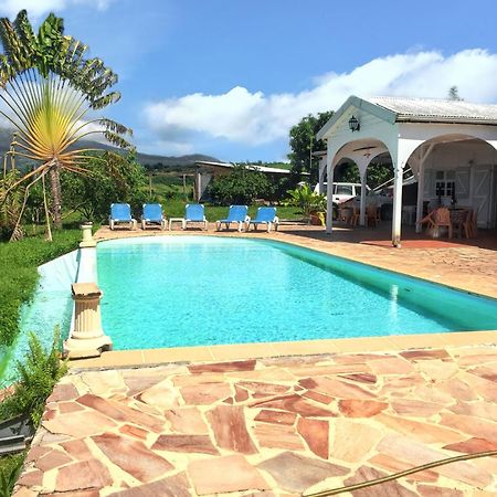 Villa Enchantee Avec Vue Sur Mer Et Piscine Au Carbet Le Carbet Ngoại thất bức ảnh